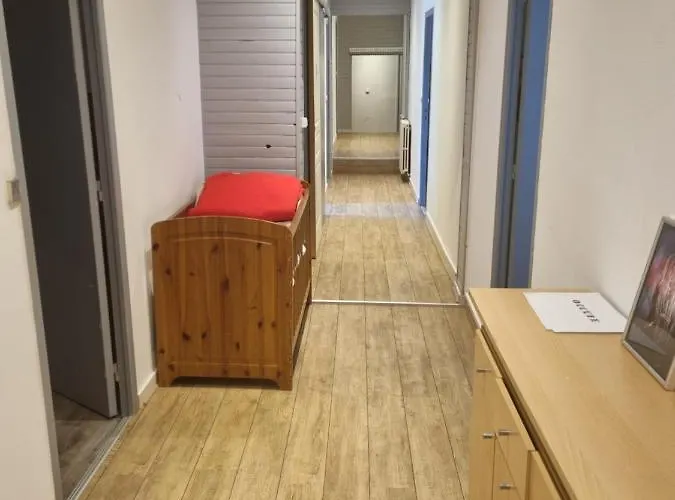 Bed and breakfast Individuelles Avec Cuisine Commune *