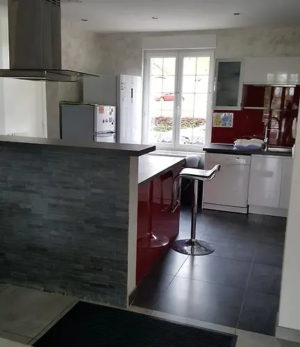 Individuelles Avec Cuisine Commune Bed and breakfast